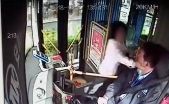 質疑被多收一元車費，?？谂丝驼茡澒凰緳C一審被判4年