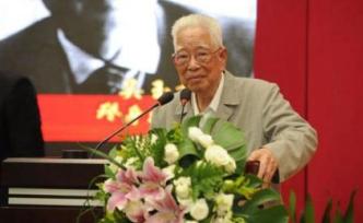 袁寶華的人大歲月：要把人民大學(xué)辦成馬克思主義的理論陣地