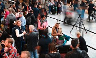 因工資談判未達成一致，北歐航空大罷工導致數(shù)萬乘客滯留