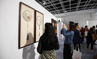 农民画、剪纸、国画，这个画展上有民间的“江南记忆”