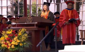 南加大畢業(yè)典禮，學(xué)生呼吁校方應(yīng)有擔(dān)當(dāng)