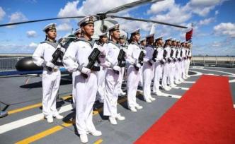 東部戰(zhàn)區(qū)海軍12名軍官晉升為海軍大校軍銜