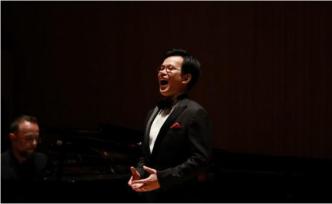 新·青年｜石倚潔：從農(nóng)村少年到歐洲最活躍的羅西尼男高音