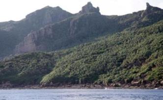 中國(guó)海警艦艇編隊(duì)5月20日在我釣魚島領(lǐng)海巡航