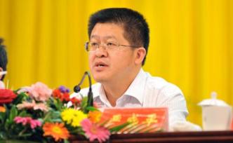 這名干部擬任設區(qū)市副市長提名人選，為何同日又擬任縣委書記