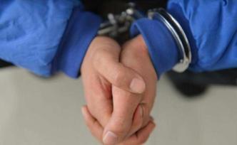 吉林松原一幼儿园保育员殴打2岁幼儿，警方：行拘15日