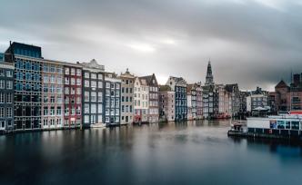 透明玻璃窗：荷蘭式開放與被“靜音”的中國留學(xué)生