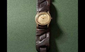 李小龍擔任《勇破迷魂陣》武術指導時佩戴過的腕表被拍賣了