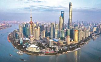 落實(shí)發(fā)展這個(gè)第一要務(wù)｜逆勢飛揚(yáng)，浦東吹響再出發(fā)號角