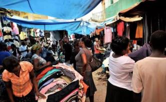 從英國慈善商店到非洲：二手衣物的產(chǎn)業(yè)鏈