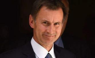 英國下任首相候選人眾多，唯獨外交大臣亨特單獨見了特朗普