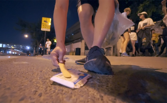 匈牙利女孩在上海，她組了個撿垃圾跑團