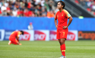 現(xiàn)場(chǎng) | 噙含的淚水，是女足姑娘們向上的雄心