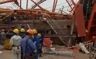 江蘇泰興一船廠起重機倒塌造成一死一傷，或因超重吊裝所致
