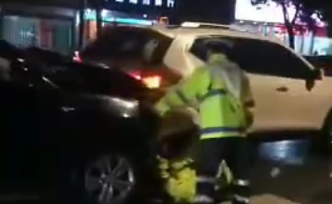 江西一辅警开展交通违法整治被撞伤，肇事司机弃车逃离被控制