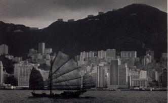 邱良與李家昇：兩代香港攝影的追夢人與橫跨近70年的影像