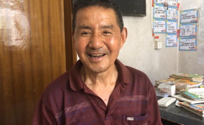 退休教师教脑瘫少年识字:让他能找份工作