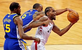 勇士绝境逆转猛龙！“水花兄弟”57分，杜兰特复出跟腱受伤