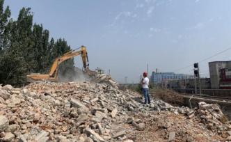 9年違建公寓1個(gè)月拆完，北京朝陽(yáng)這12棟公寓群租曾達(dá)萬(wàn)人