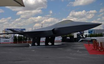 觀察｜法德西五代機(jī)亮相，裝“空戰(zhàn)云”可與無(wú)人機(jī)協(xié)同作戰(zhàn) 