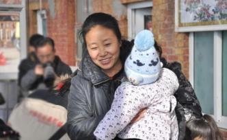 河北“爱心妈妈”李利娟被控五项罪名：敲诈钱款用来买奔驰车