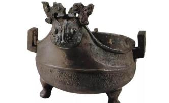 “大運河文物展”中的動物們：著急的青銅龍，未知犬豹的金獸