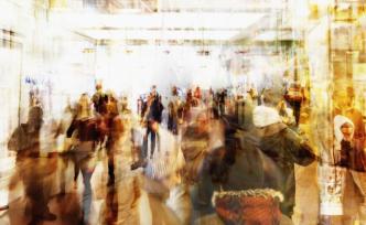 年輕人為什么被“假精致”的生活掏空？