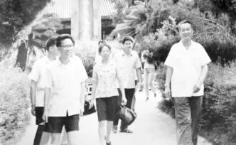 周瑞金：《解放日?qǐng)?bào)》最早報(bào)道“溫州模式”的經(jīng)過