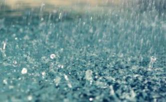 在地质年代，大雨曾狂泻成百上千年