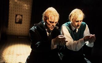 經(jīng)典史詩的當(dāng)下化用：塔利亞劇院的《奧德賽》