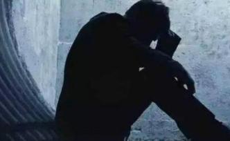 西安一精神疾病患者杀害房客，其与家属长期蓄意隐瞒病情