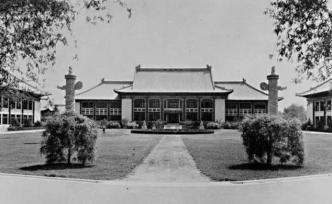 北京大學(xué)為何叫“燕園”