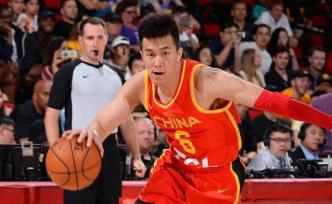 郭艾倫晃倒對(duì)手，男籃戰(zhàn)勝NBA黃蜂隊(duì)