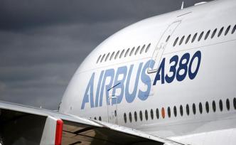 數(shù)架空客A380機(jī)翼出現(xiàn)裂縫，歐航空局尚未采取停飛措施