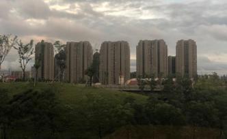 房企海外發(fā)債也被收緊，“開發(fā)商沒有錢就不會(huì)瘋狂拿地”