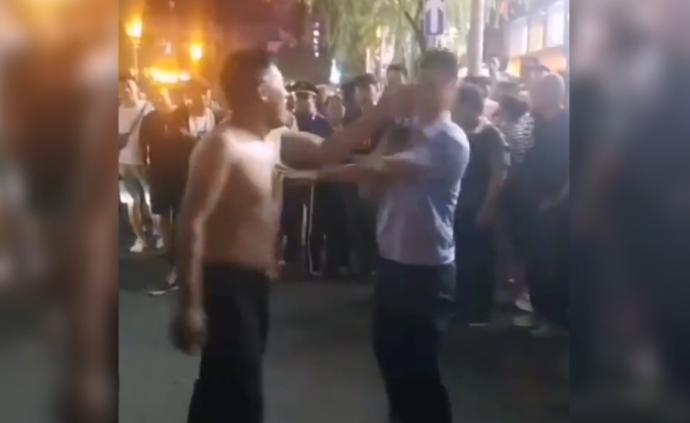 吃霸王餐食客毆打店主，被抓后襲警跳車