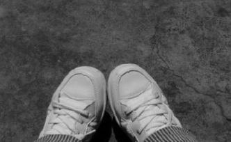 徐州警方回應(yīng)9歲女童遭繼父性侵：醫(yī)院報(bào)警，繼父被警方控制