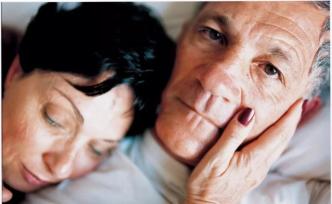 埃莉諾·卡盧奇：家庭影像與親密之舞