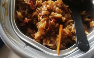 自嗨鍋里吃出疑似竹簽，因就醫(yī)證明丟失消費(fèi)者放棄索賠醫(yī)藥費(fèi)