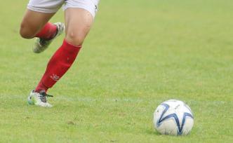 校园足球5年：踢的人多了，会踢的人多了，踢得好的人也多了