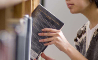 教育部：各高校應(yīng)至少有一所實(shí)體書店，要納入校園建設(shè)規(guī)劃