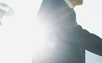 湖南拓展基層晉升通道：縣級(jí)以上領(lǐng)導(dǎo)應(yīng)有2年以上基層經(jīng)歷