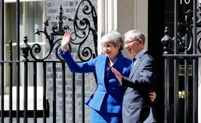 梅姨200秒告別演說:為國(guó)服務(wù)榮幸至極