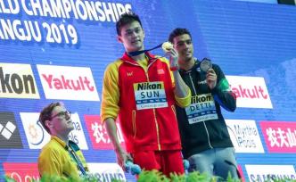 中青報評論：網友不用攻擊霍頓，實力才是對他最好的告誡