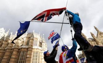 英国议会投票反对强行“无协议脱欧”