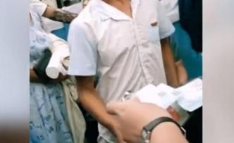 女子帶兩孩子坐火車掏出六張票引關(guān)注，哈爾濱鐵路：正在了解