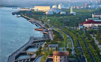 徐汇滨江、民生码头华丽变身？从年鉴中看城市工业遗产改造