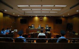 男子與上海公交司機口角，朝其頭部打了一拳獲刑一年六個月