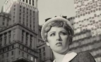 自拍狂和coser們往后稍稍，這里是大師辛迪·舍曼