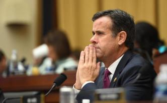 特朗普放弃提名拉特克利夫任国家情报总监，后者被质疑资历浅